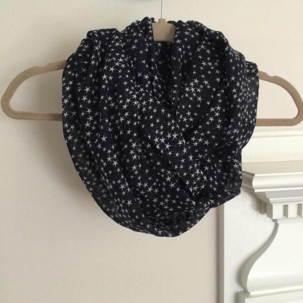 Star Infinity Scarf